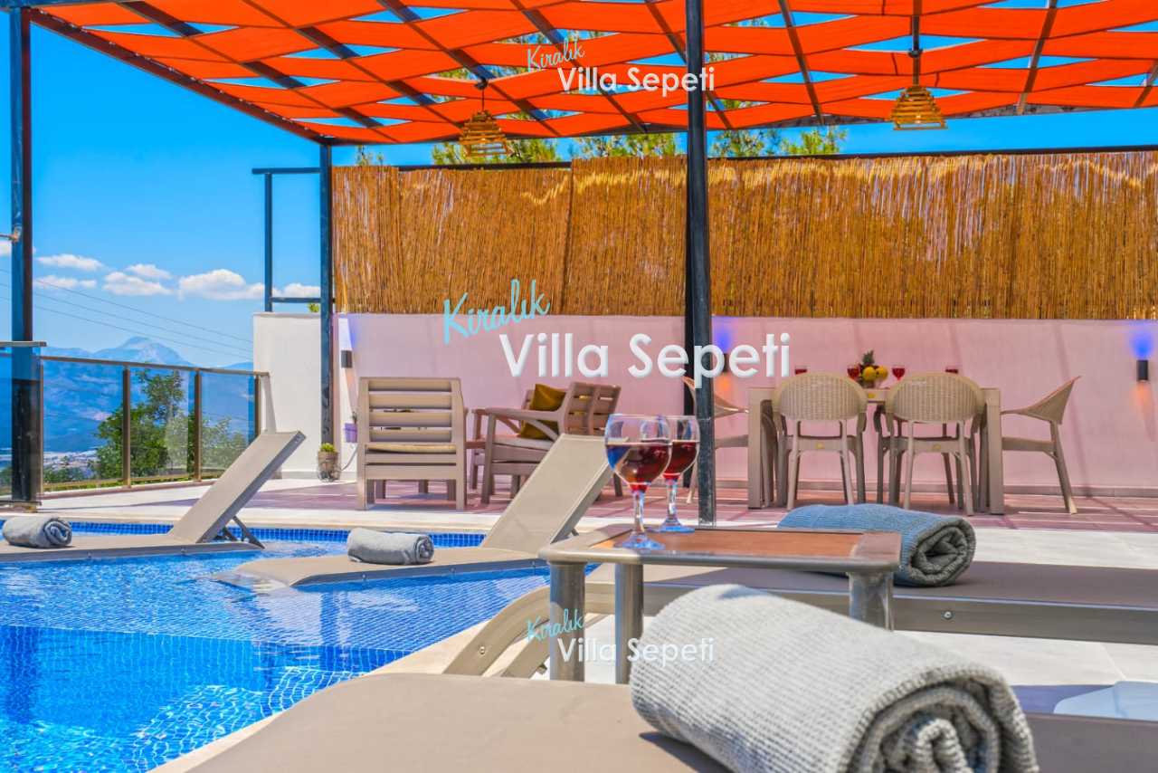 Villa Anoyif