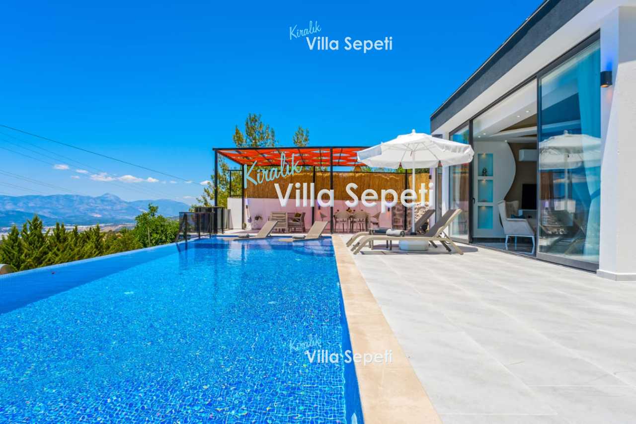 Villa Anoyif
