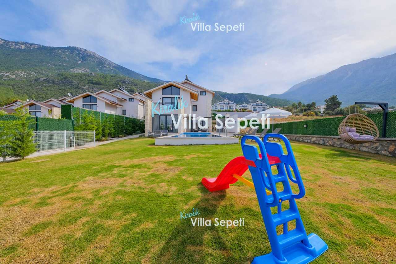 Villa İzzi 1