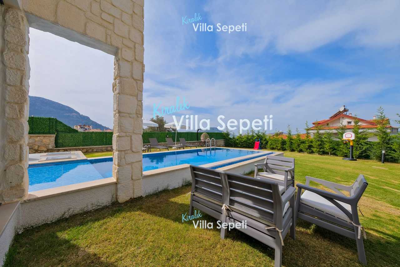 Villa İzzi 1
