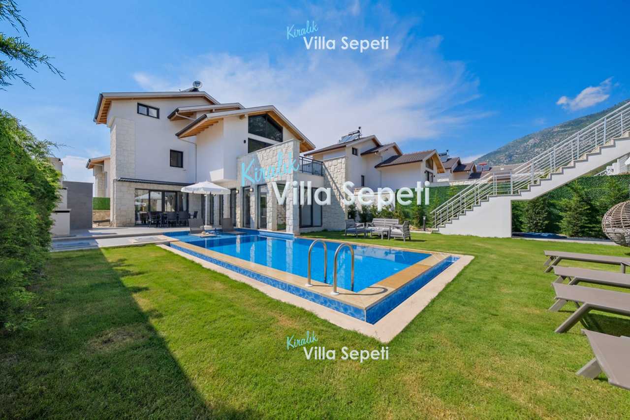 Villa İzzi 3