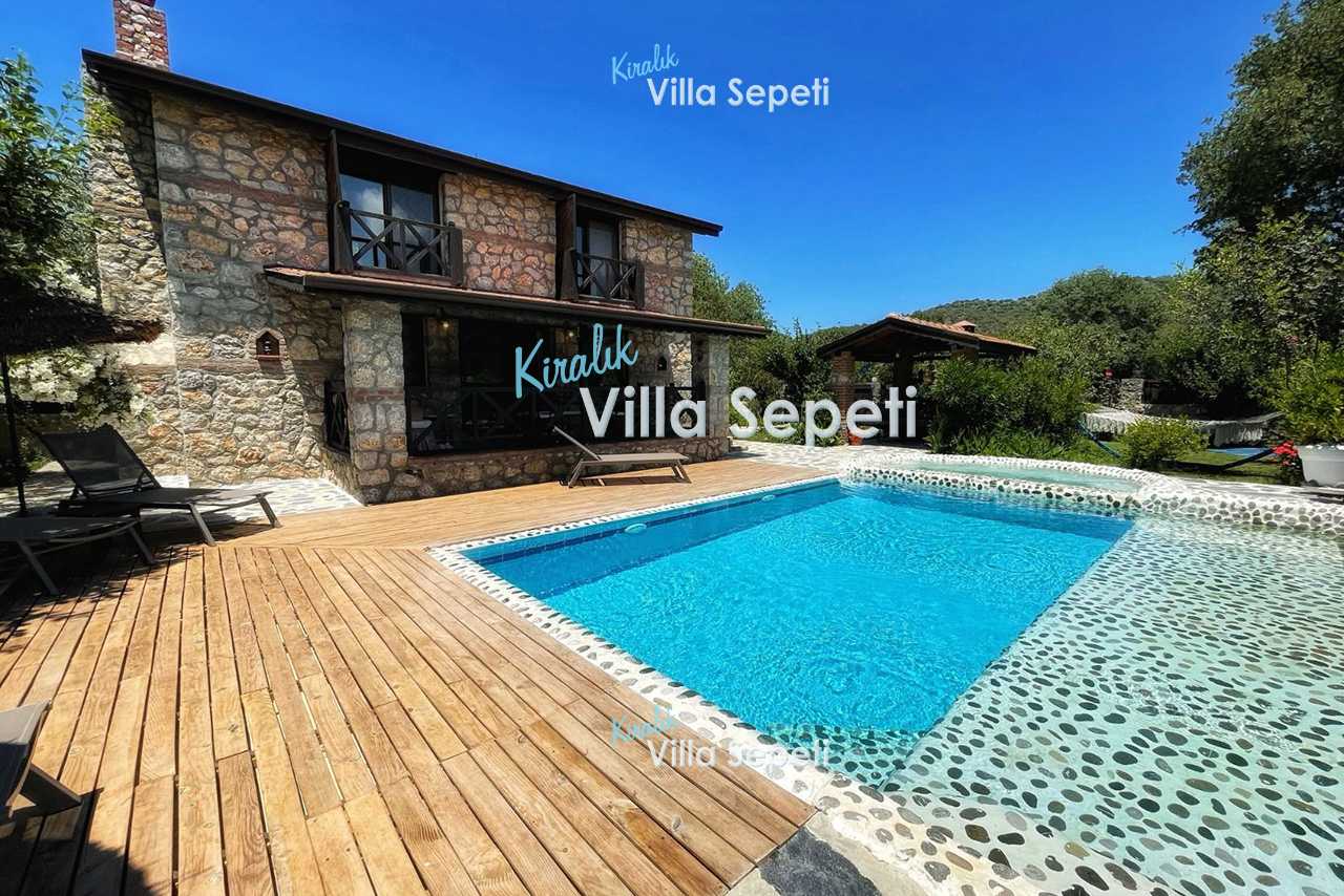 Villa Kundo 1