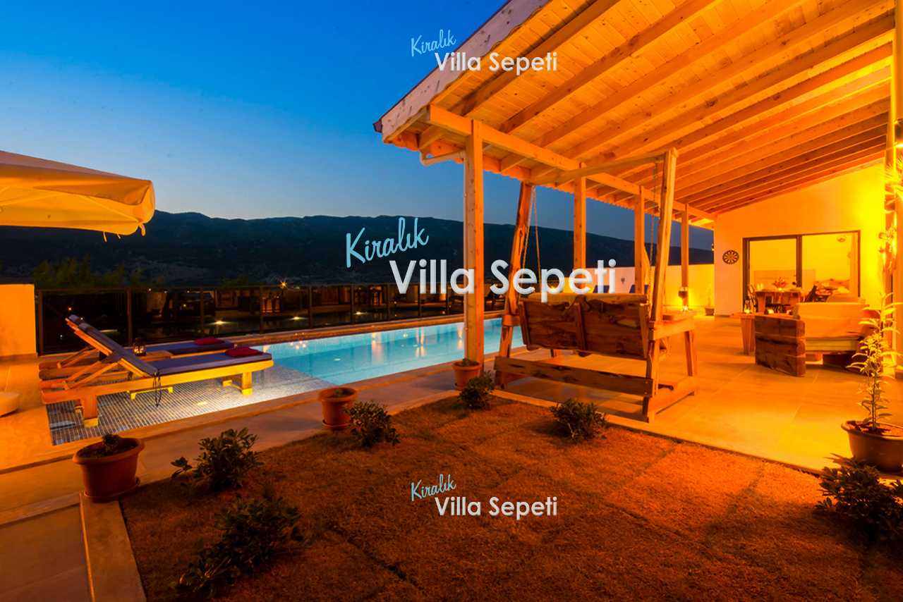 Villa Log