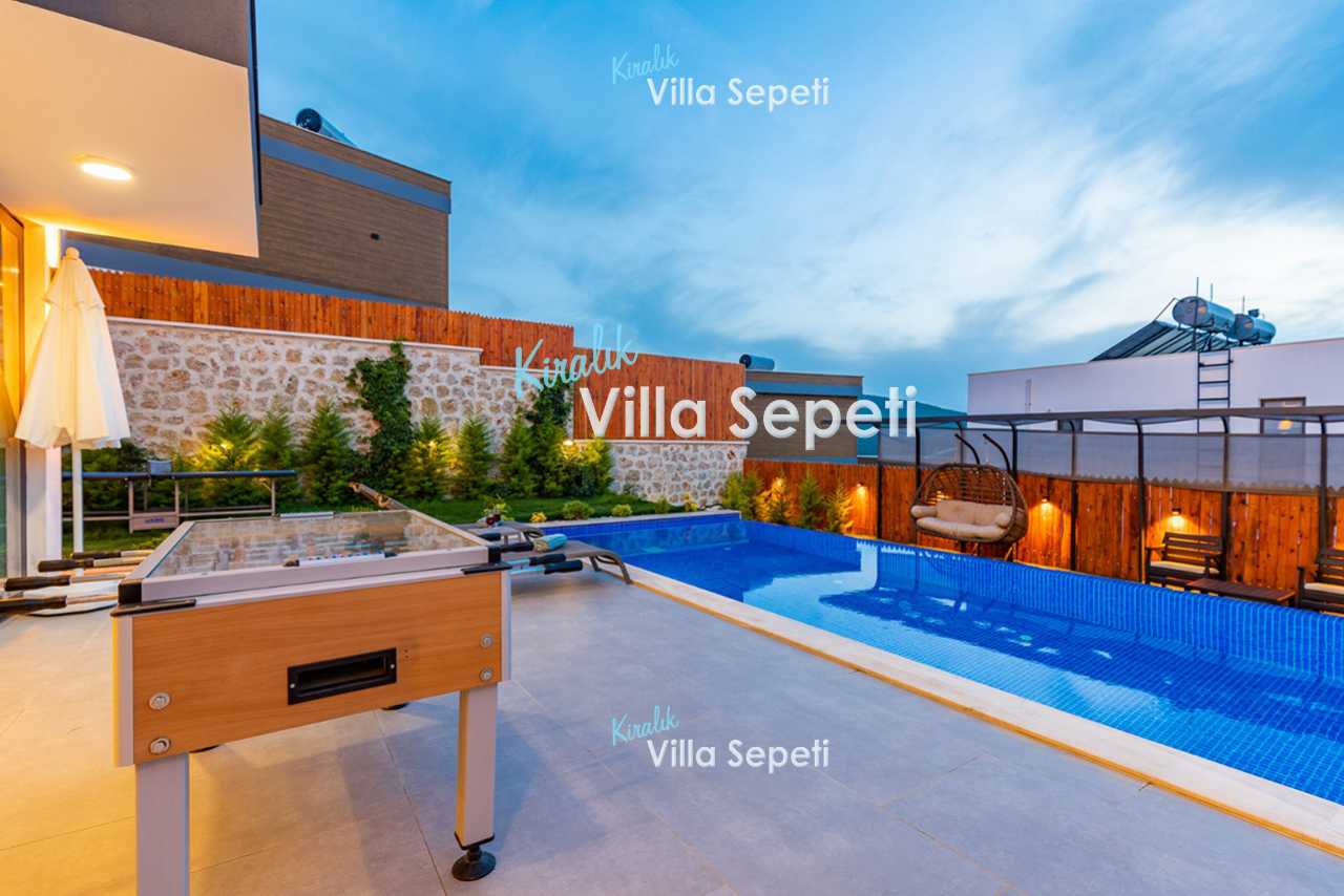 Villa Moscas 2