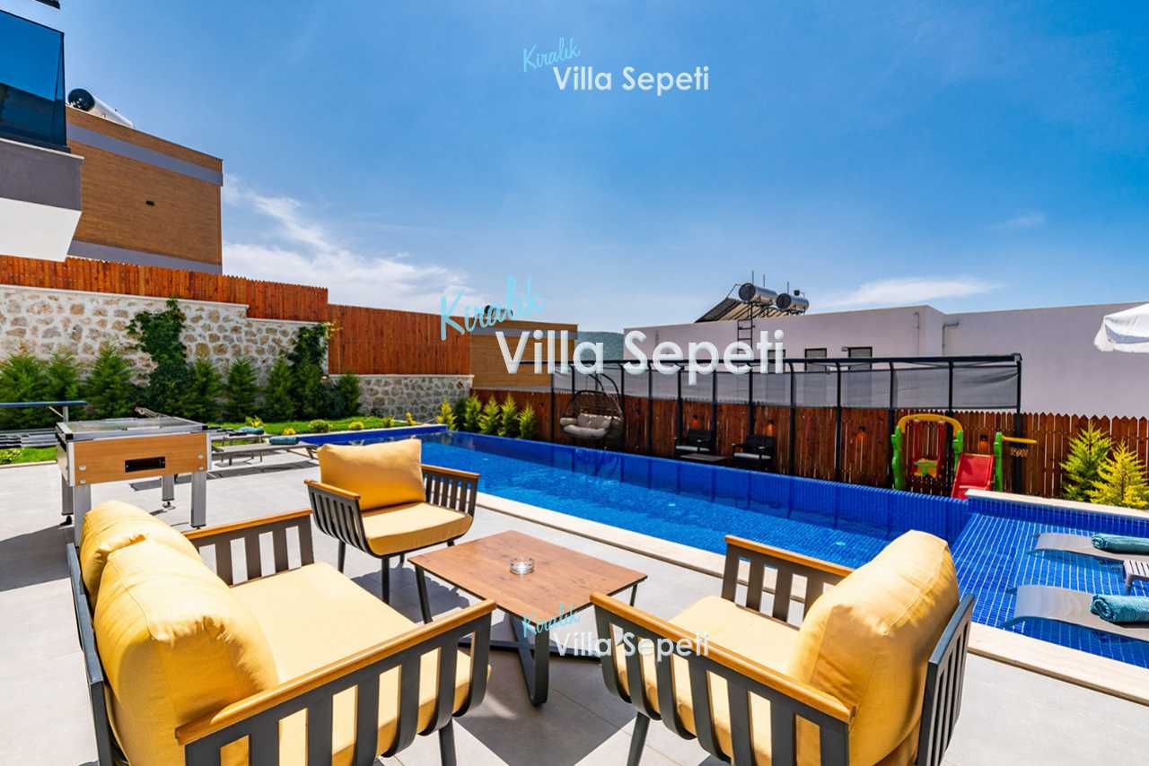 Villa Moscas 2