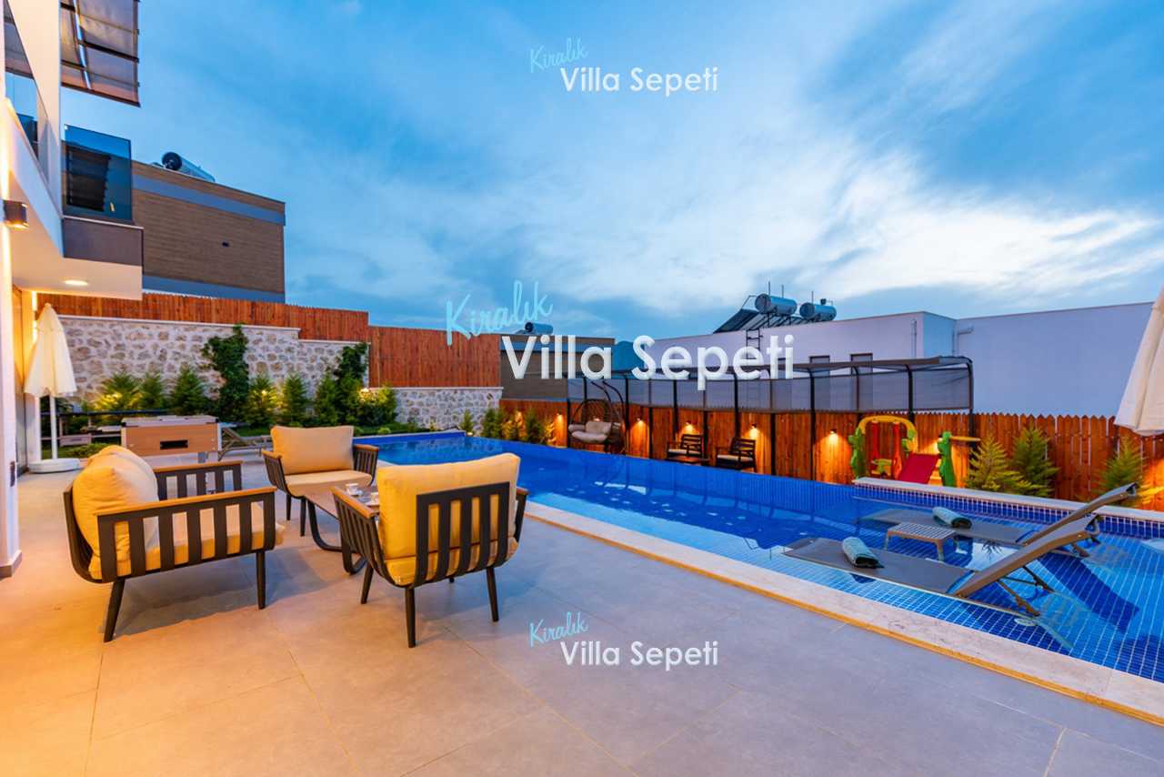 Villa Moscas 2