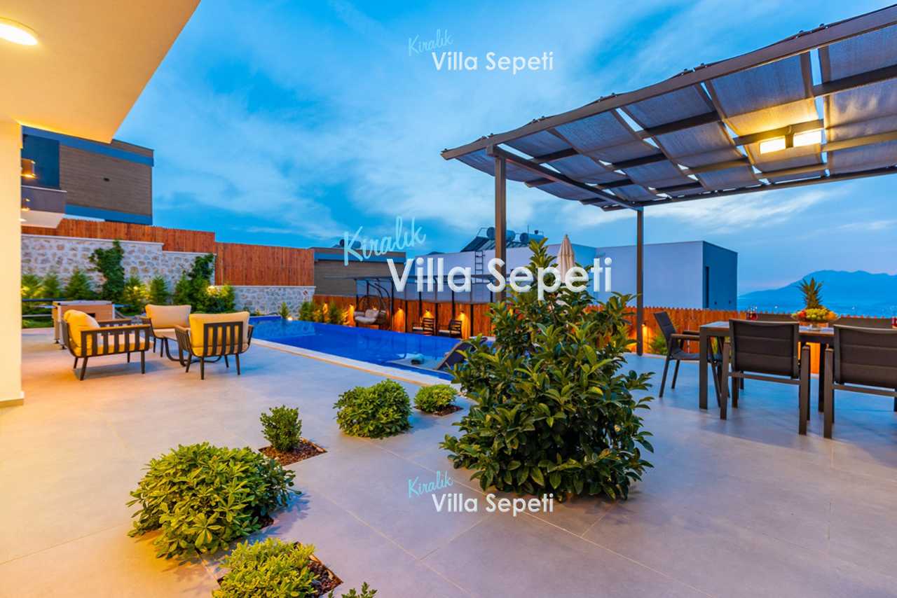Villa Moscas 2