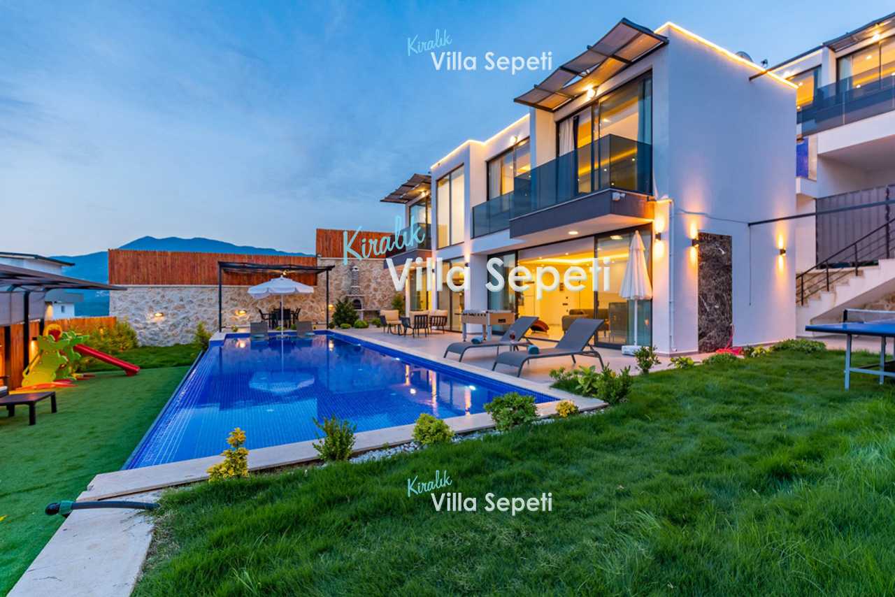 Villa Moscas 2