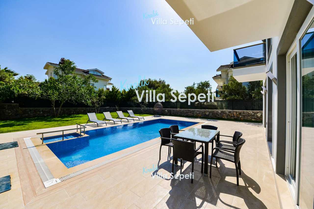 Villa Tekeli A