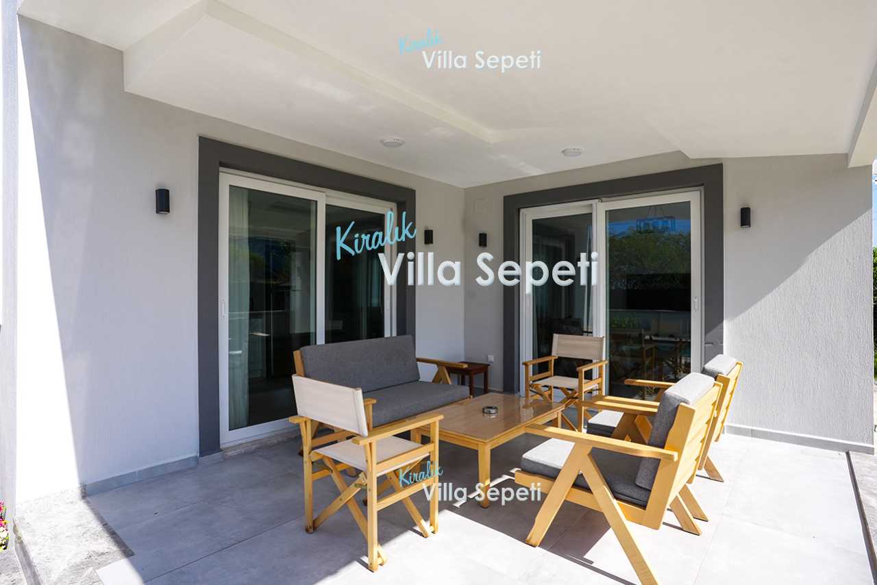 Villa White Moon