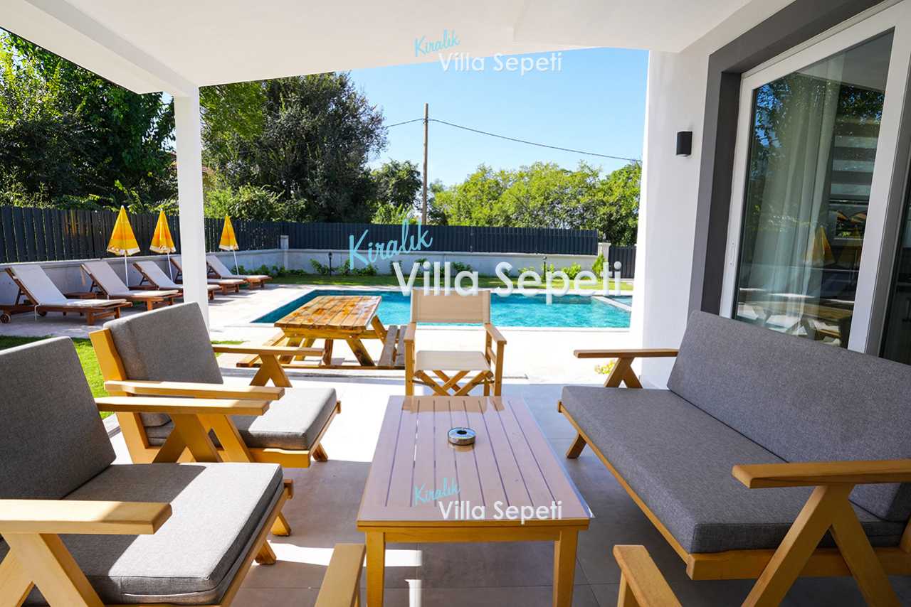 Villa White Moon