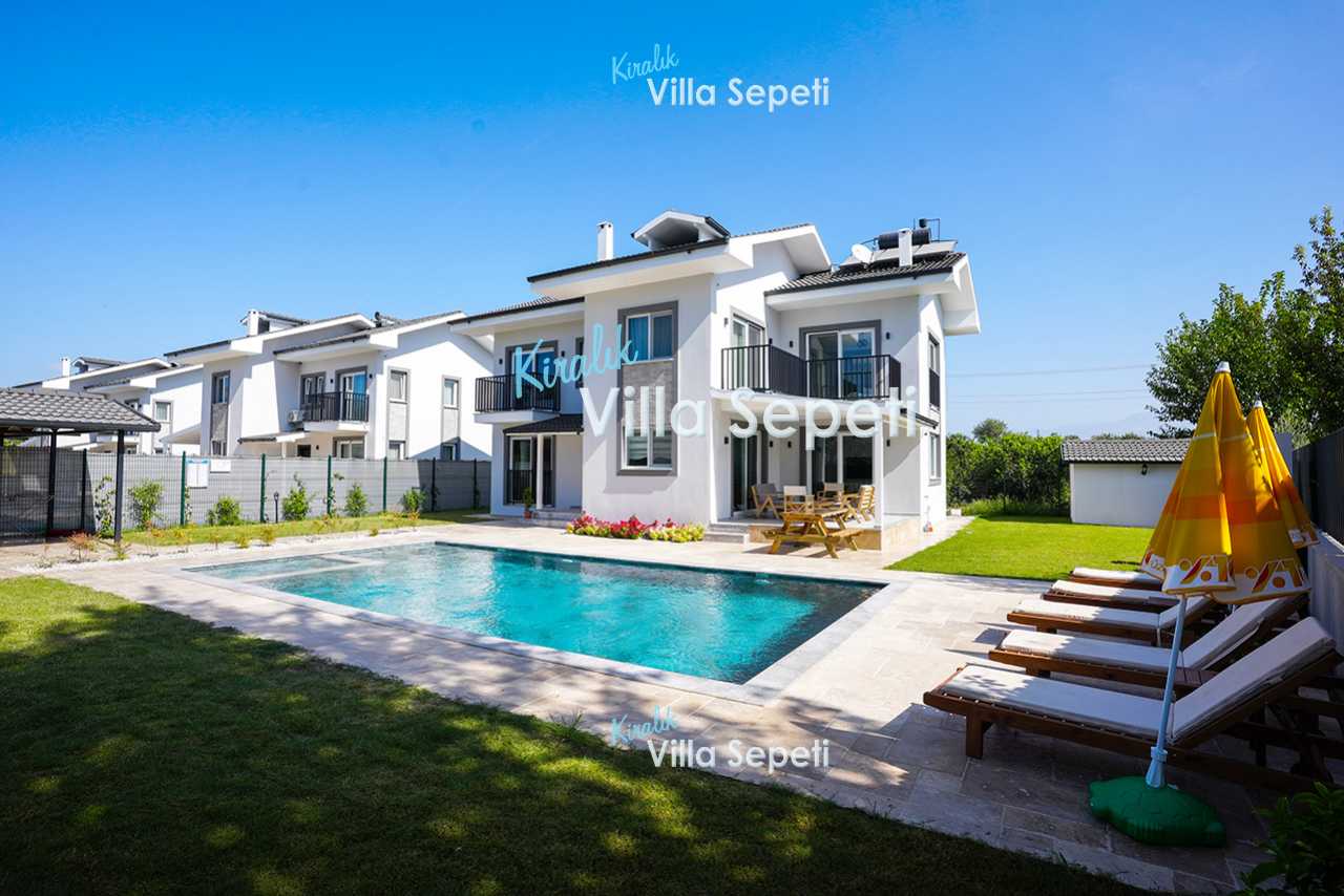 Villa White Moon