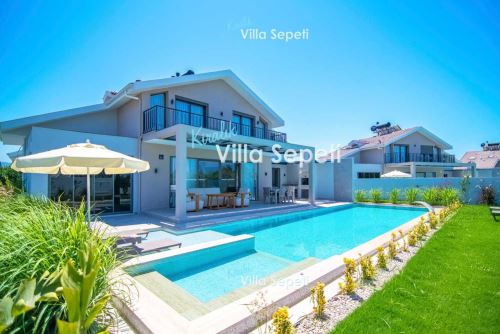 Villa Erenis 1
