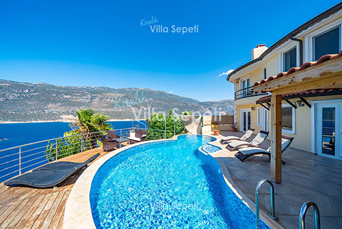 Villa Aston